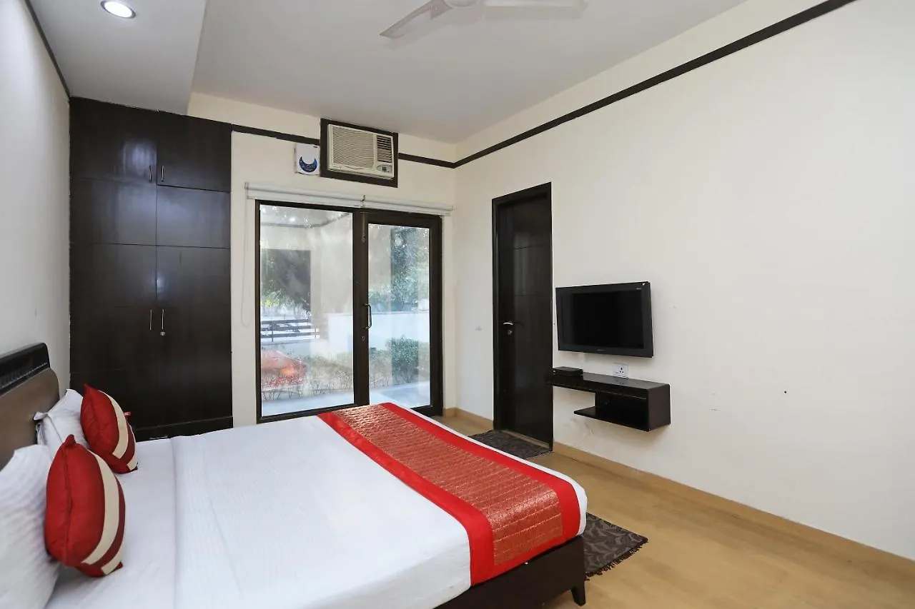 Oyo 6558 Sd Royal Inn 구르가온 인도