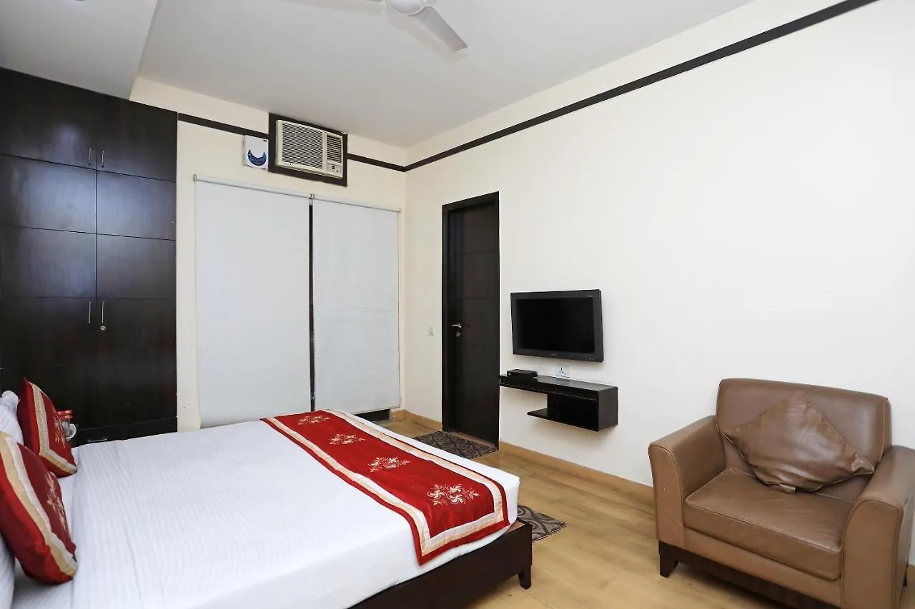 Oyo 6558 Sd Royal Inn 구르가온