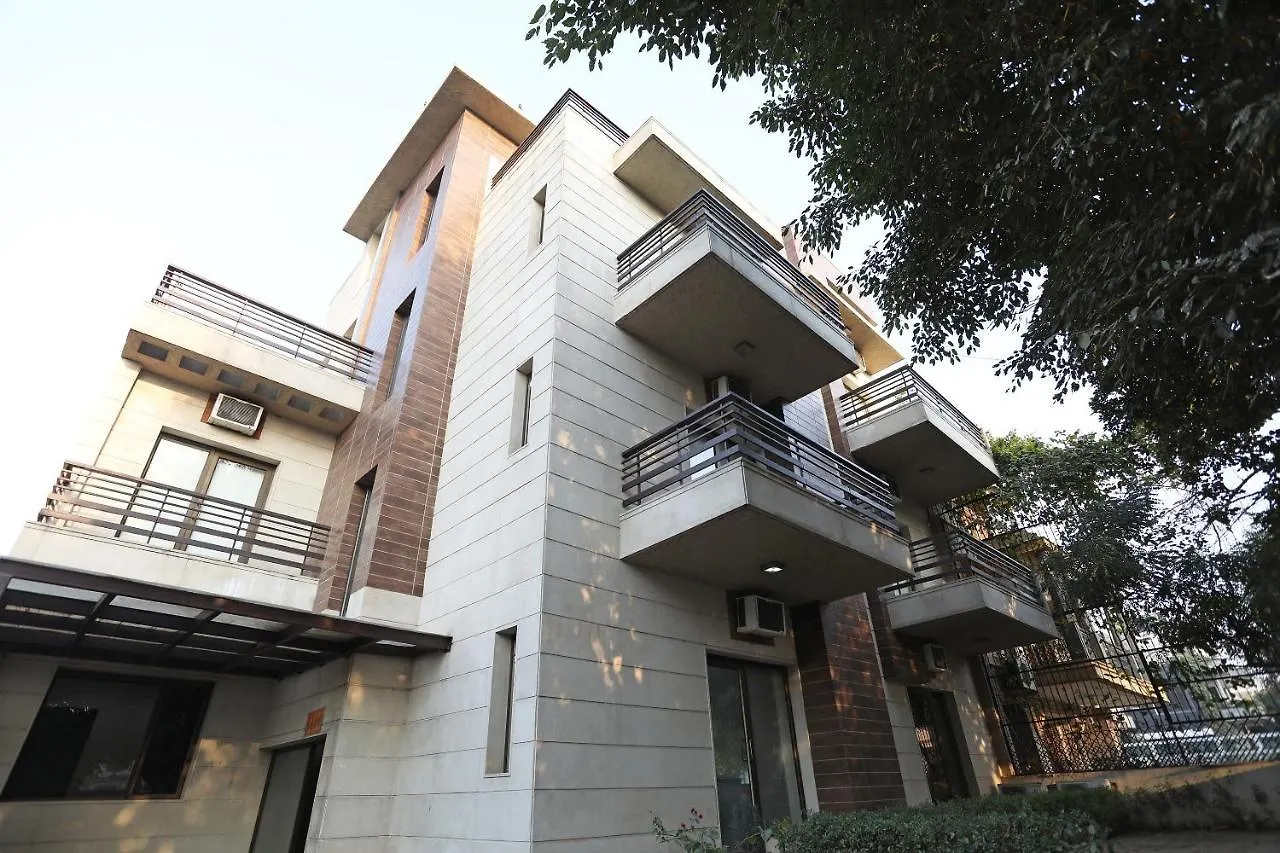 Oyo 6558 Sd Royal Inn 구르가온 3*,